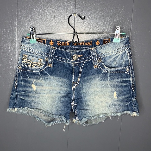 ROCK REVIVAL: Allegra Easy Flap Pocket Jean Shorts Size 27 - Picture 4 of 13